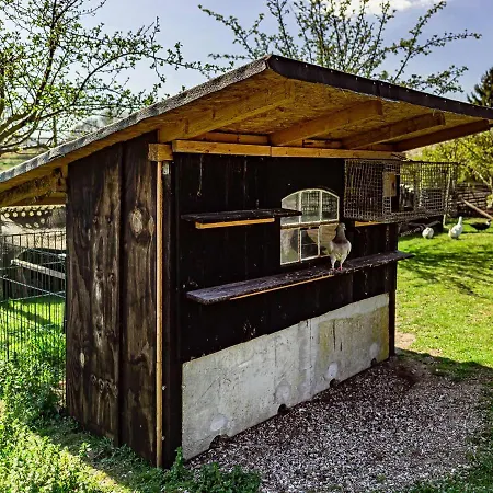 Lantgård Hof Lewin *